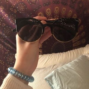 Cat eye sunglasses